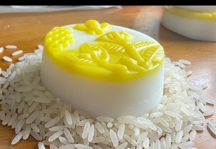 Bee and Honeycomb Patter handmade Body Bar Soap Yellow White All Natural Unisex