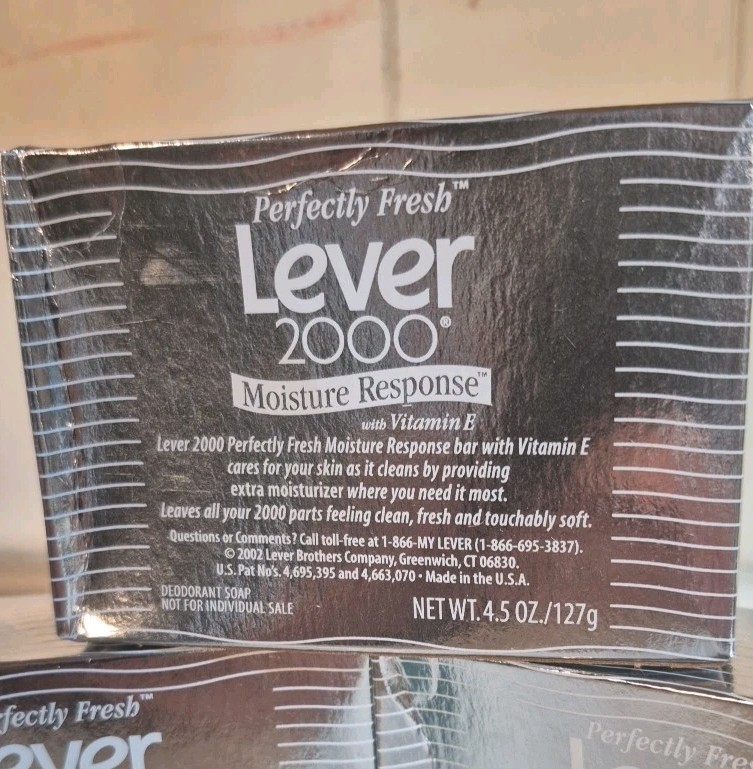 VINTAGE Lever 2000 Moisture Response with Vitamin E 2002 4.5oz Lot of 3 NEW NOS