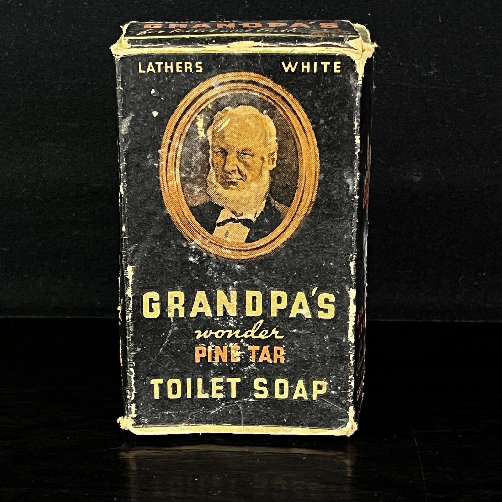 Antique Grandpa’s Wonder Pine Tar Toilet Soap New Cincinnati Ohio General Store