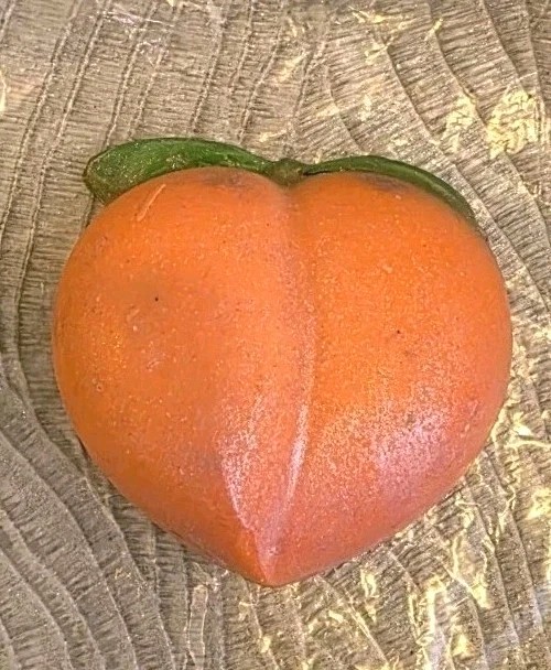 LUSH Peachy Soap Kitchen Exclusive 2.9 oz 85 g (New)