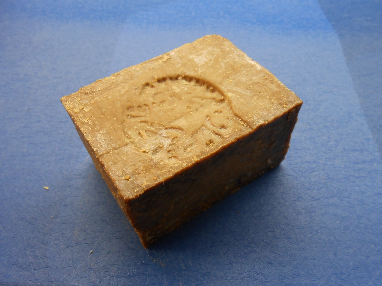 Adelle’s Natural Soap. 70% Olive Oil, 30% Laurel Oil. One 8 oz Bar 