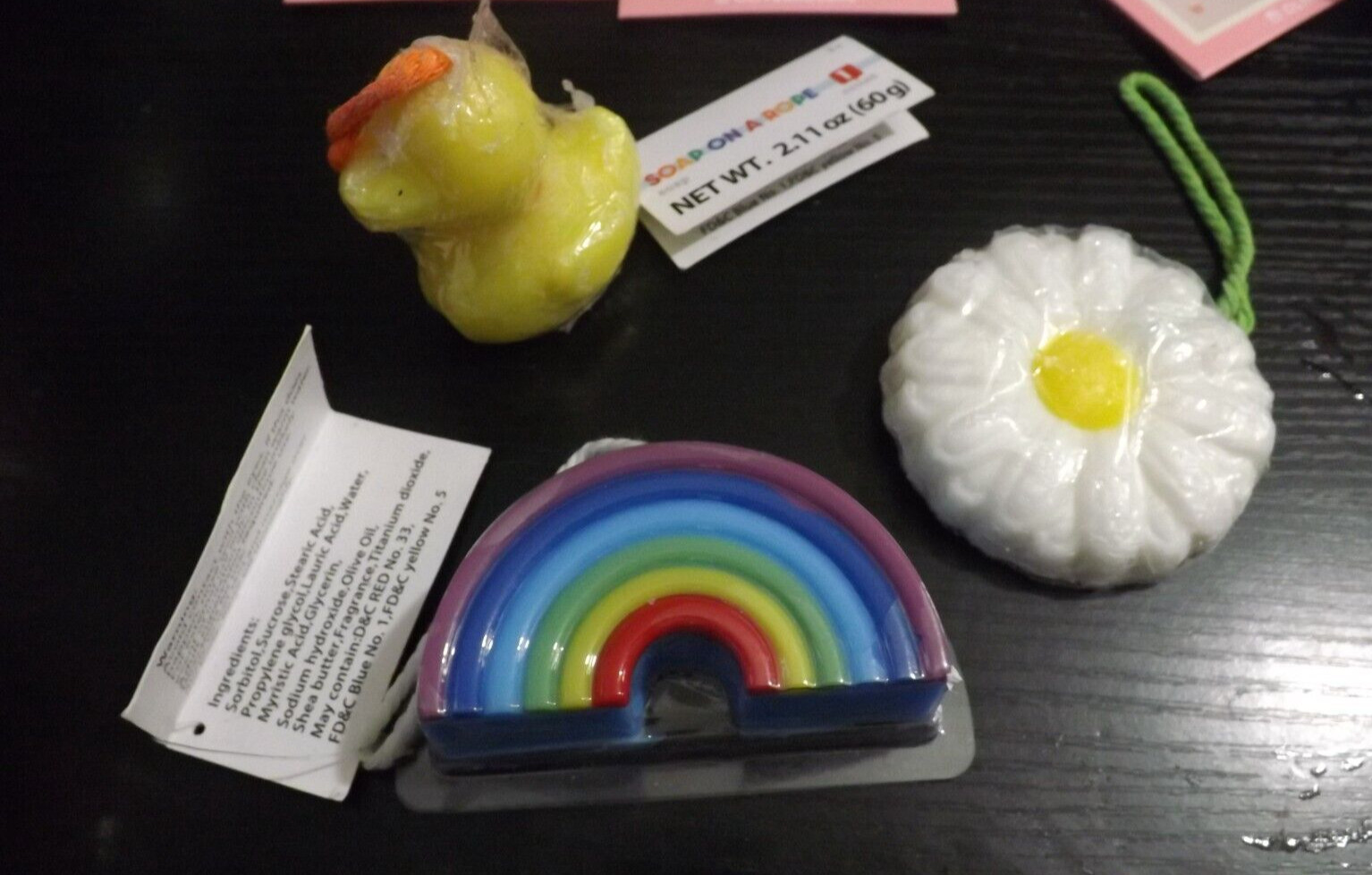 NEW LOT of 3 SOAP ON A ROPE by Gertex 2 OZ Each RAINBOW DUCKIE DAISY FLOWER