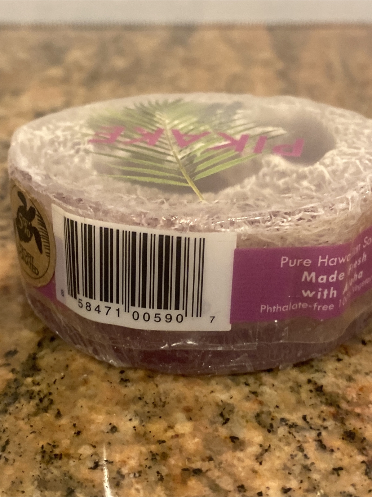 Maui Soap Co Loofah Soap – PIKAKE Sea Salt & KUKUI Tropical