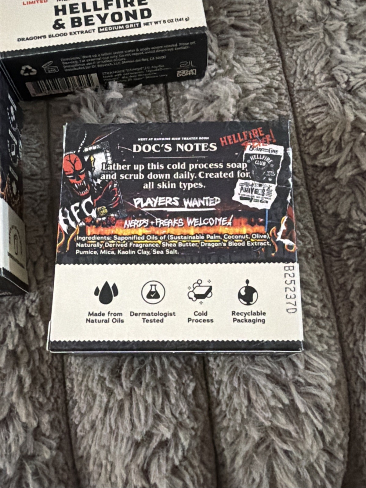 Limited Edition Lot Of 6 Dr Squatch Stranger Things HELLFIRE & BEYOND Bar Soap