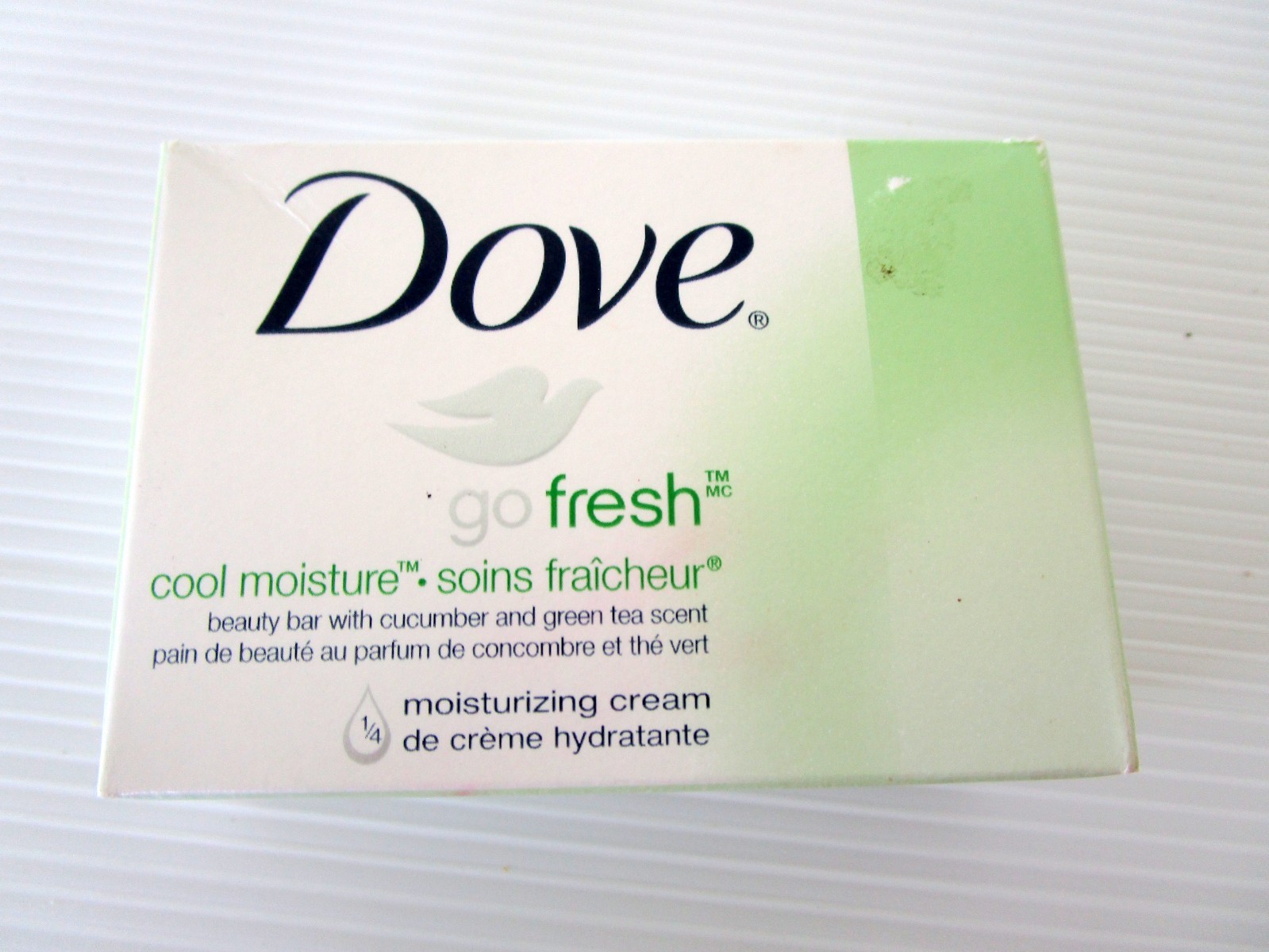 Vintage Dove Go Fresh Cool Moisture Soap Bar Cucumber Green Tea Scent 4 Oz
