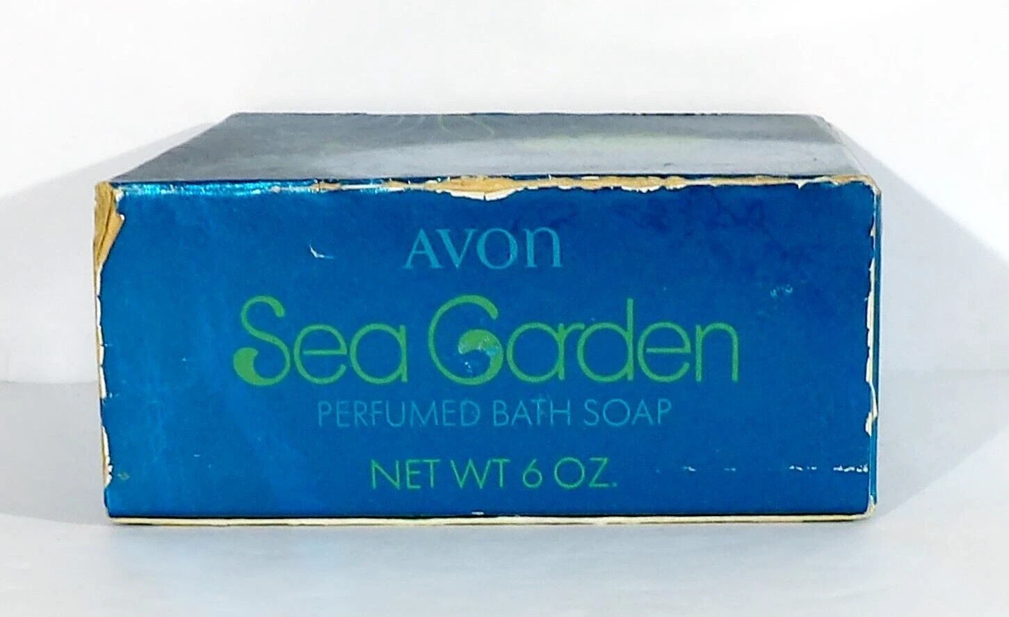 Vintage Avon Sea Garden Perfumed Bath Soap 6 oz SEALED Light Box Wear