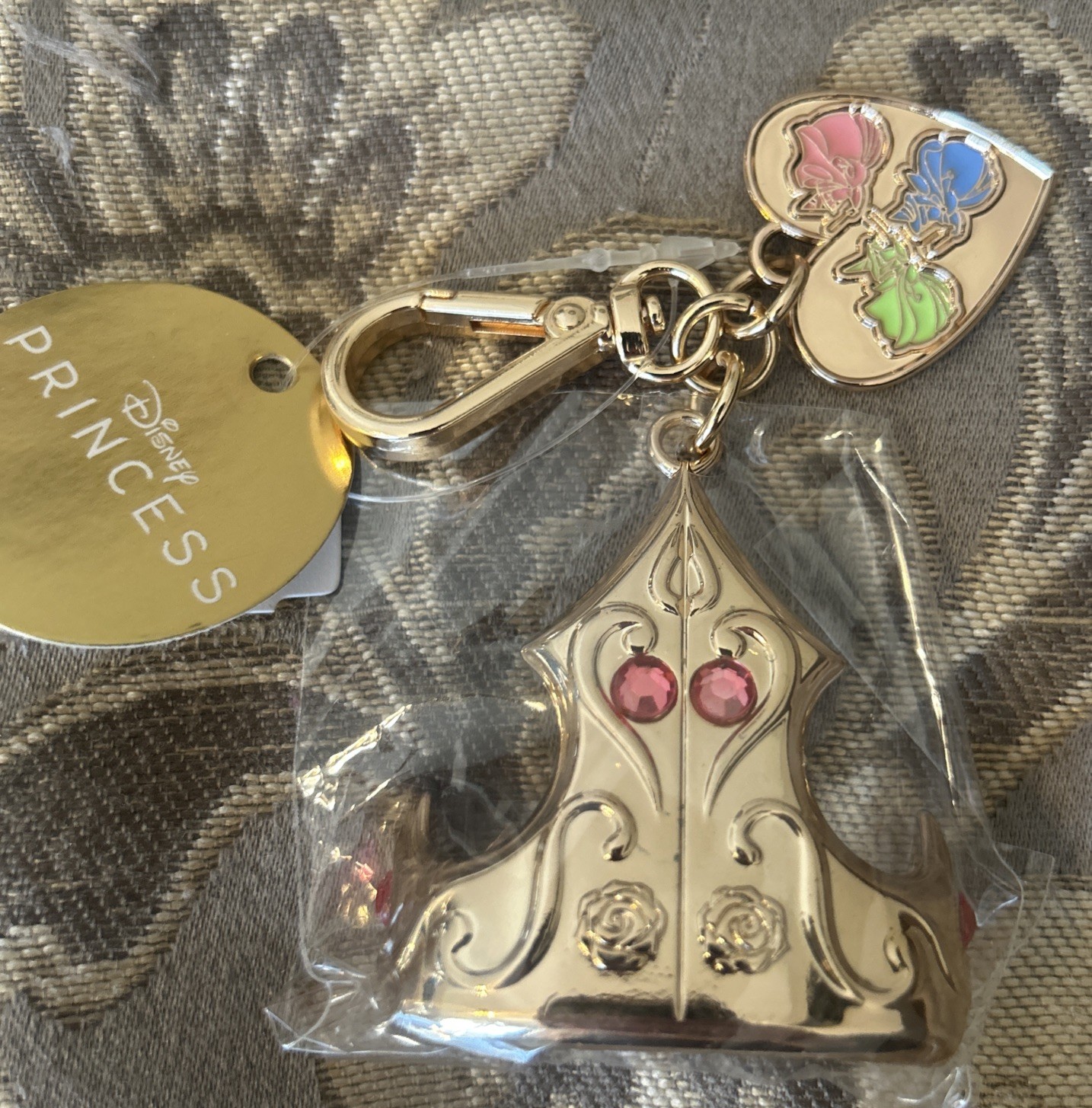 Bath & Body Works Disney Princess Aurora Crown Pocket Bac Sanitizer Holder NEW