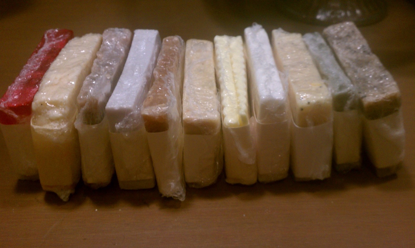 Homemade Soap End Sampler – It’s a chance to try em all – 12 Bar Pack