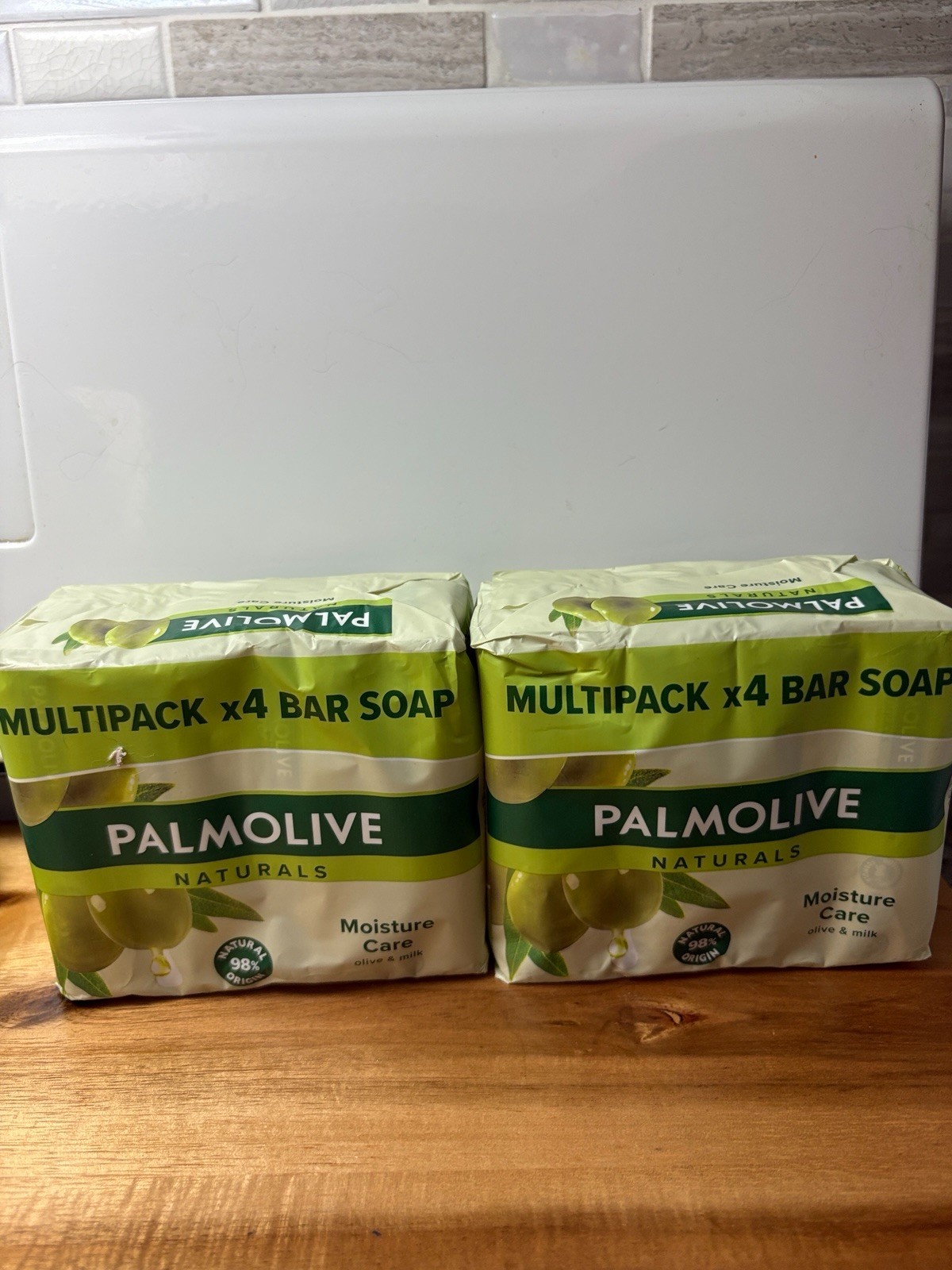 LOT OF 2 Palmolive Naturals Moisture Care Aloe and Olive Bar Soap 4 bars each