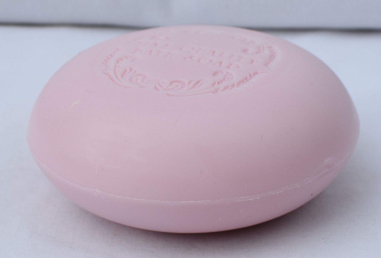 CST – ROSE & GREEN TEA Bath Soap – 7.75 oz