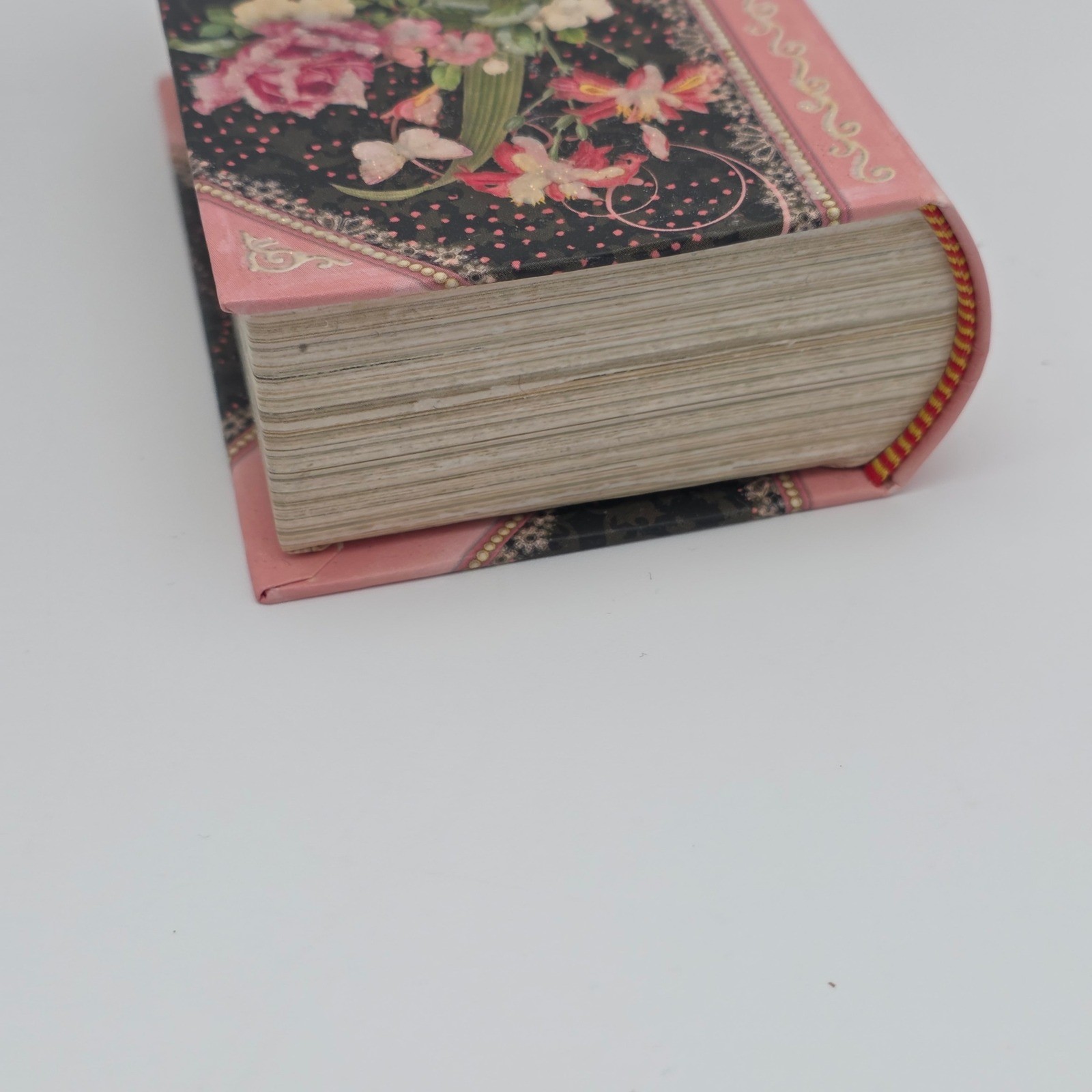 Punch Studio Citrus Passion Soap 4oz Pink Floral Keepsake Book Box New Sealed