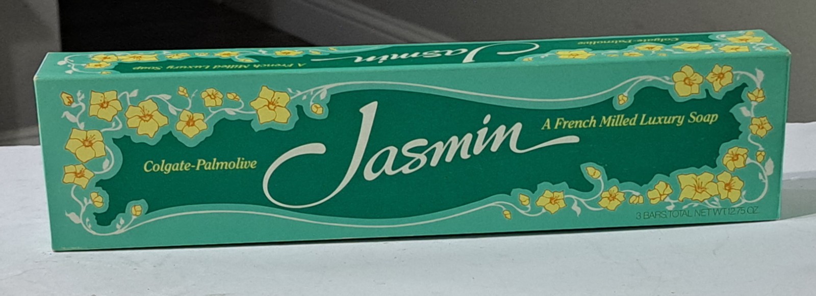 Vintage Colgate-Palmolive Jasmin A French Milled Luxury Soap 3 Bars NlP