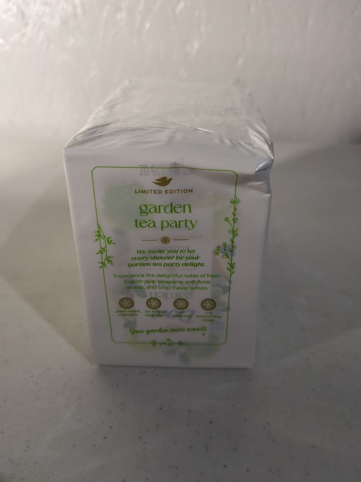 LIMITED EDITION – Dove Garden Tea Party Bar Soap – ENGLISH PEAR BLOSSOM NIPS