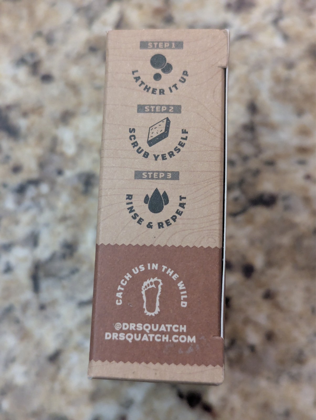 Dr Squatch Men’s Natural Soap Wood Barrel Bourbon 5 oz bar