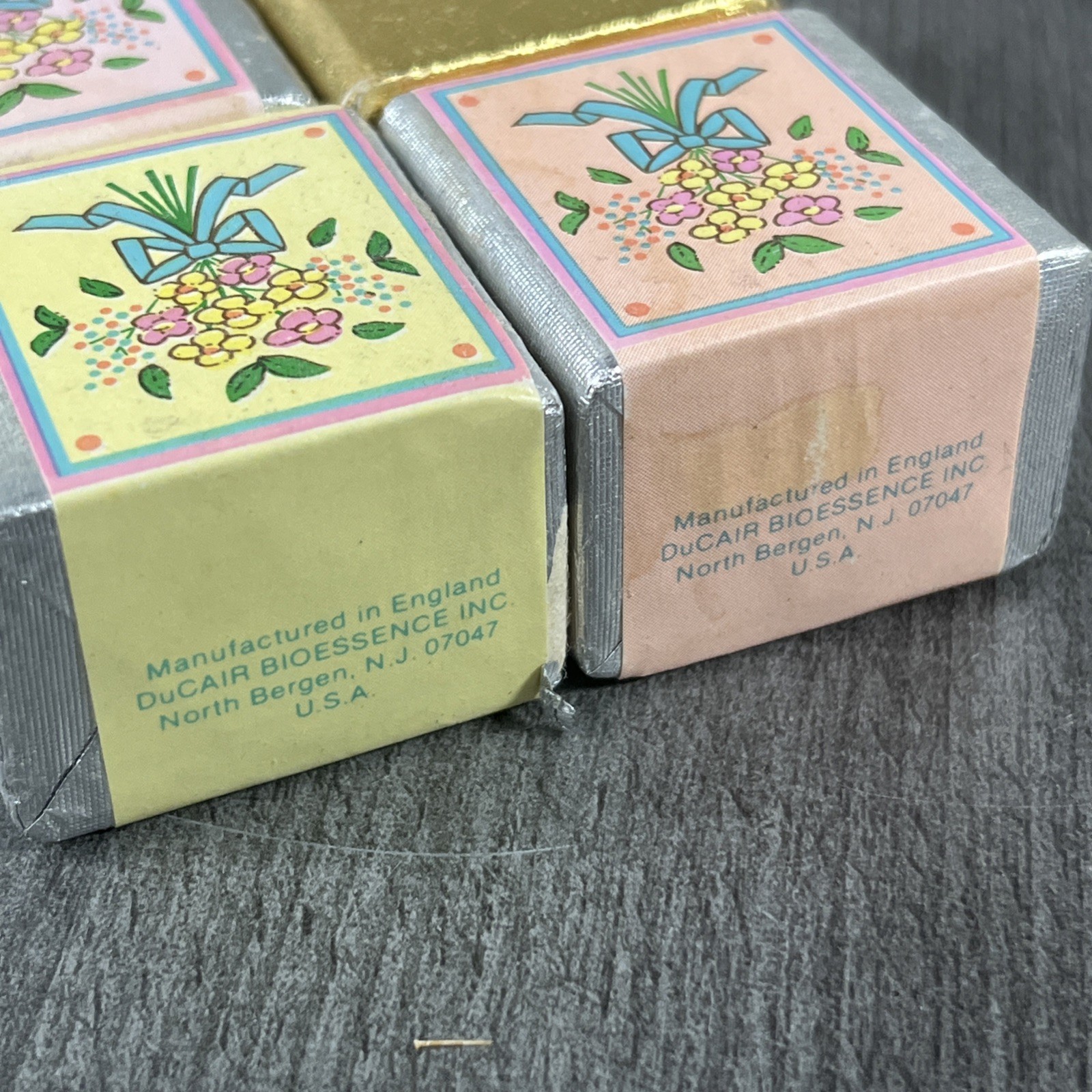 English Bath Cubes Floral Garden Scents And Oil Pearls – Vintage