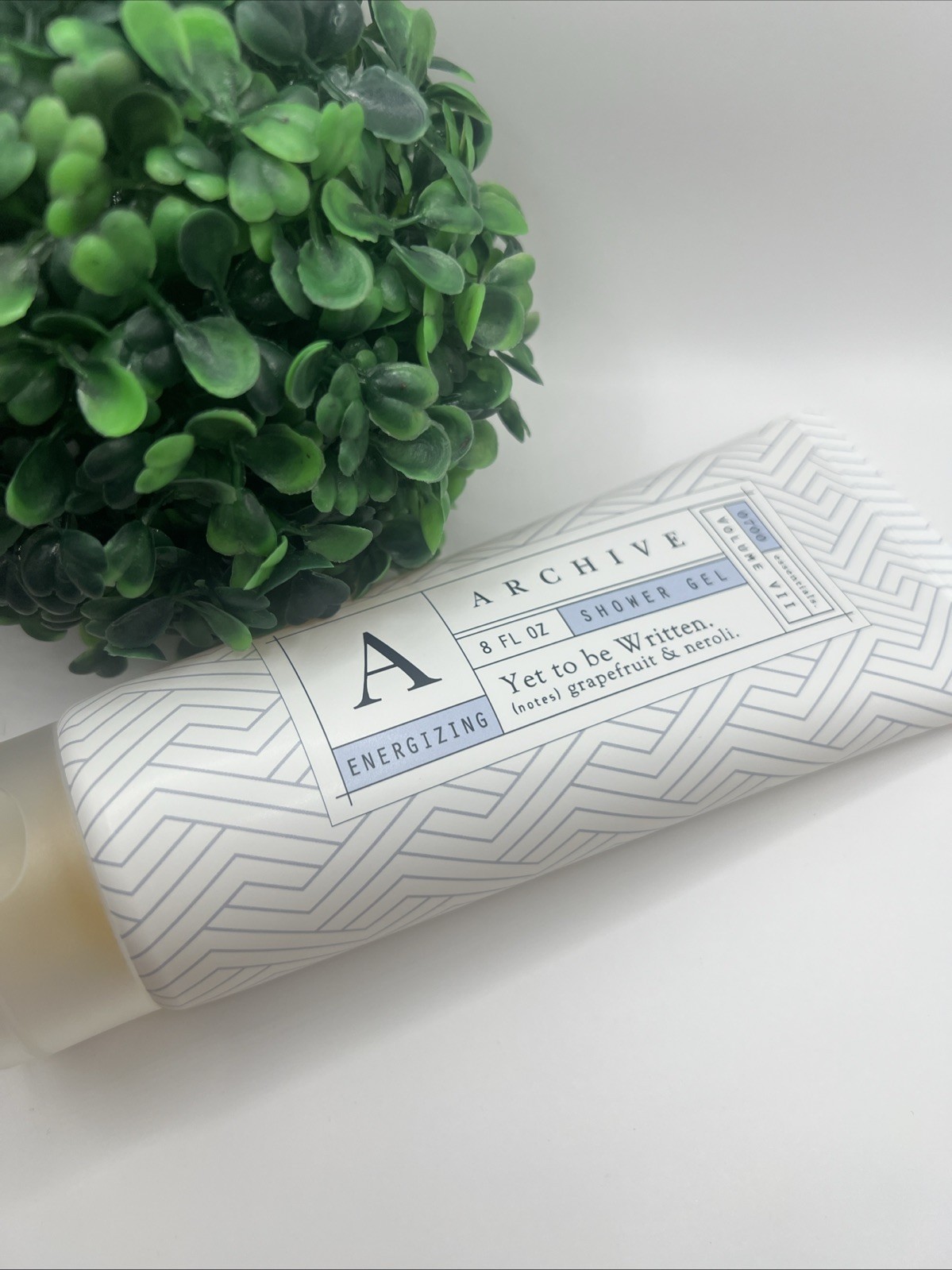 ARCHIVE Yet to be Written Shower Gel Grapefruit & Neroli 8 fl oz NEW
