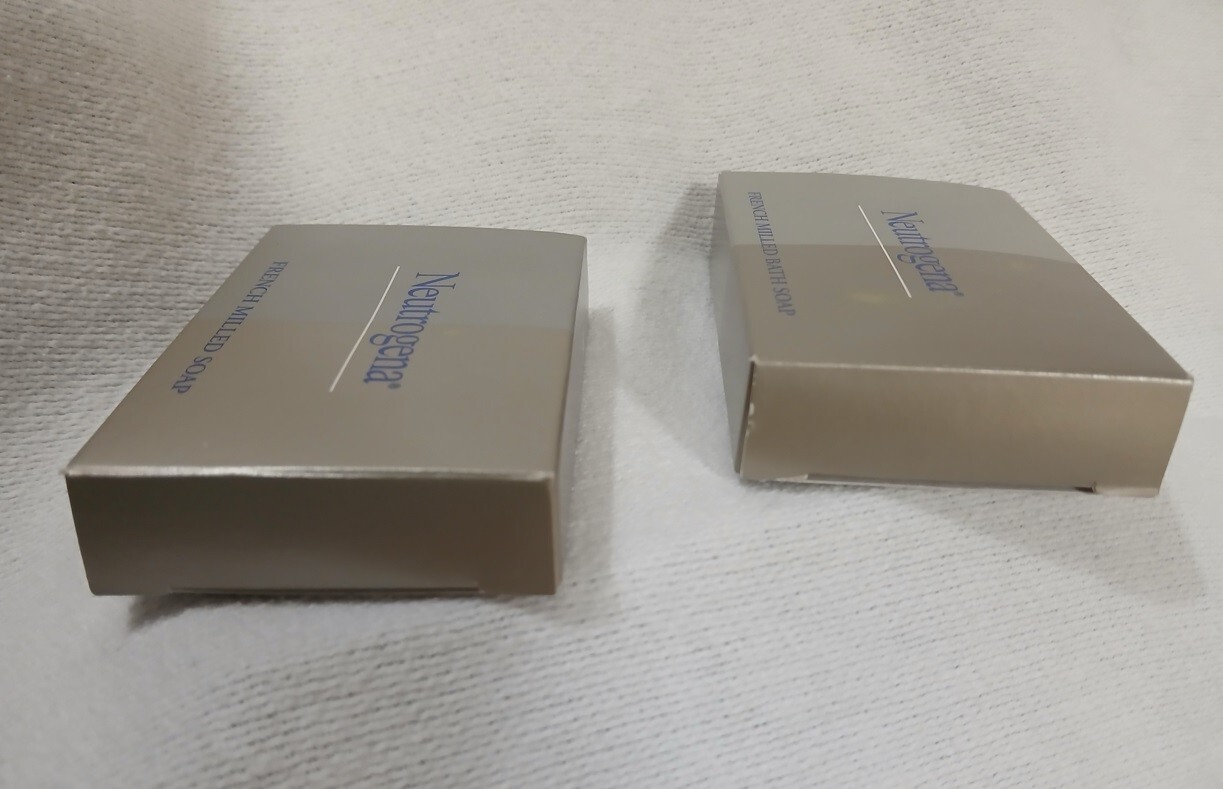Neutrogena French Milled Bath Soap Lot of 2 Bars in Box 36gm & 48gm Guest Supply