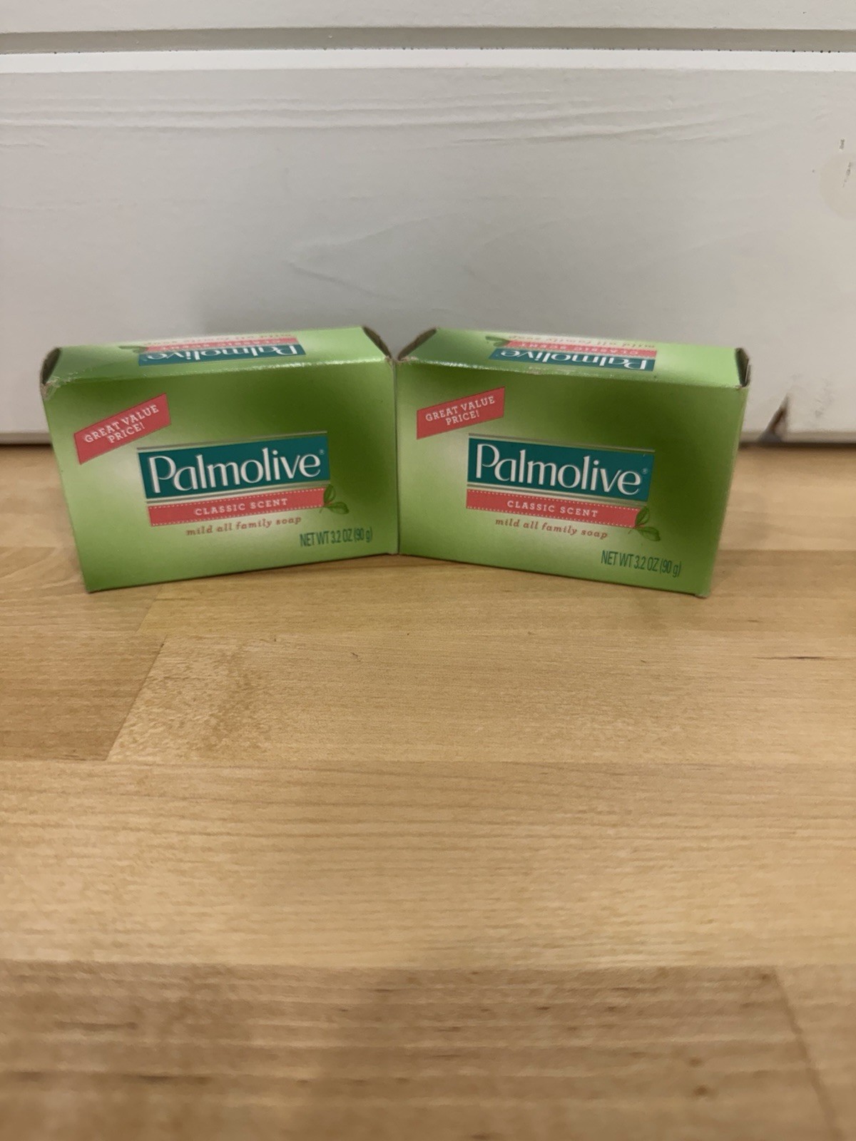 Palmolive Classic Scent Bar Soap New 3.2oz Lot of 2