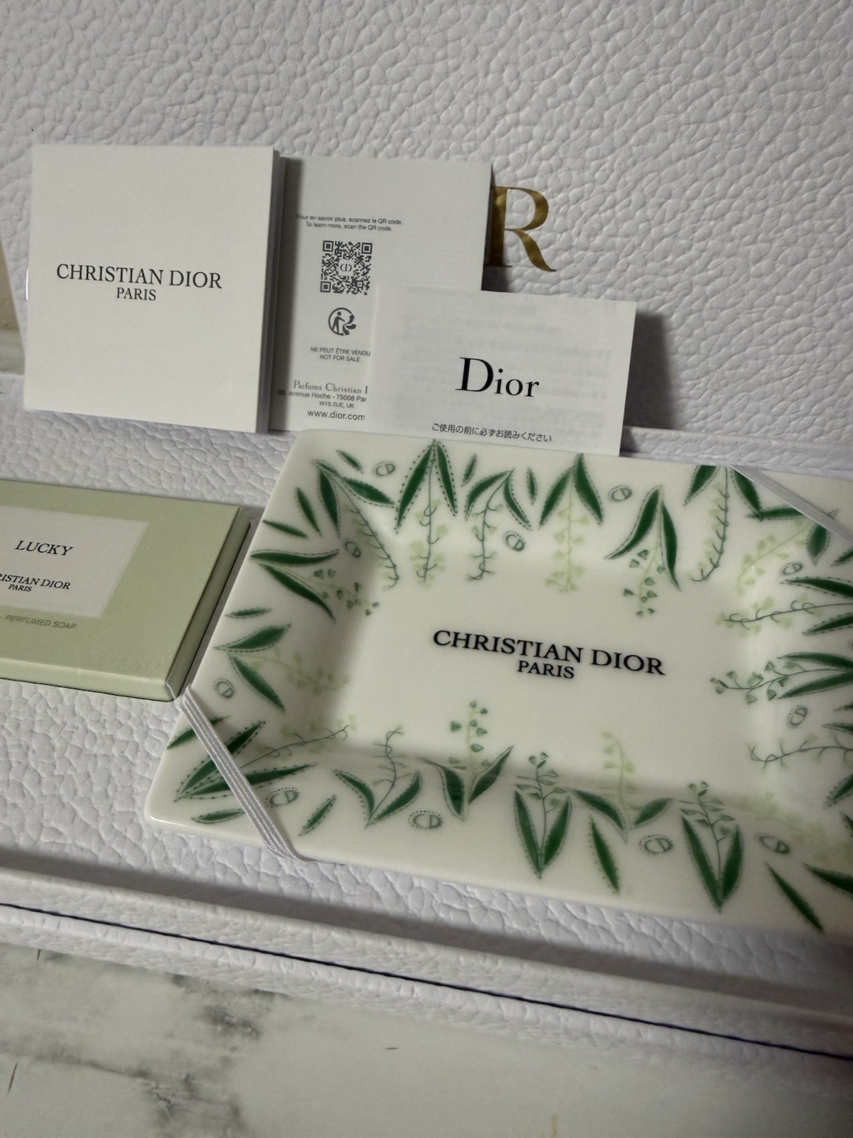 Christian Dior Maison Lucky soap set Soap & Soap Dish Tray Flower Ceramics Gift