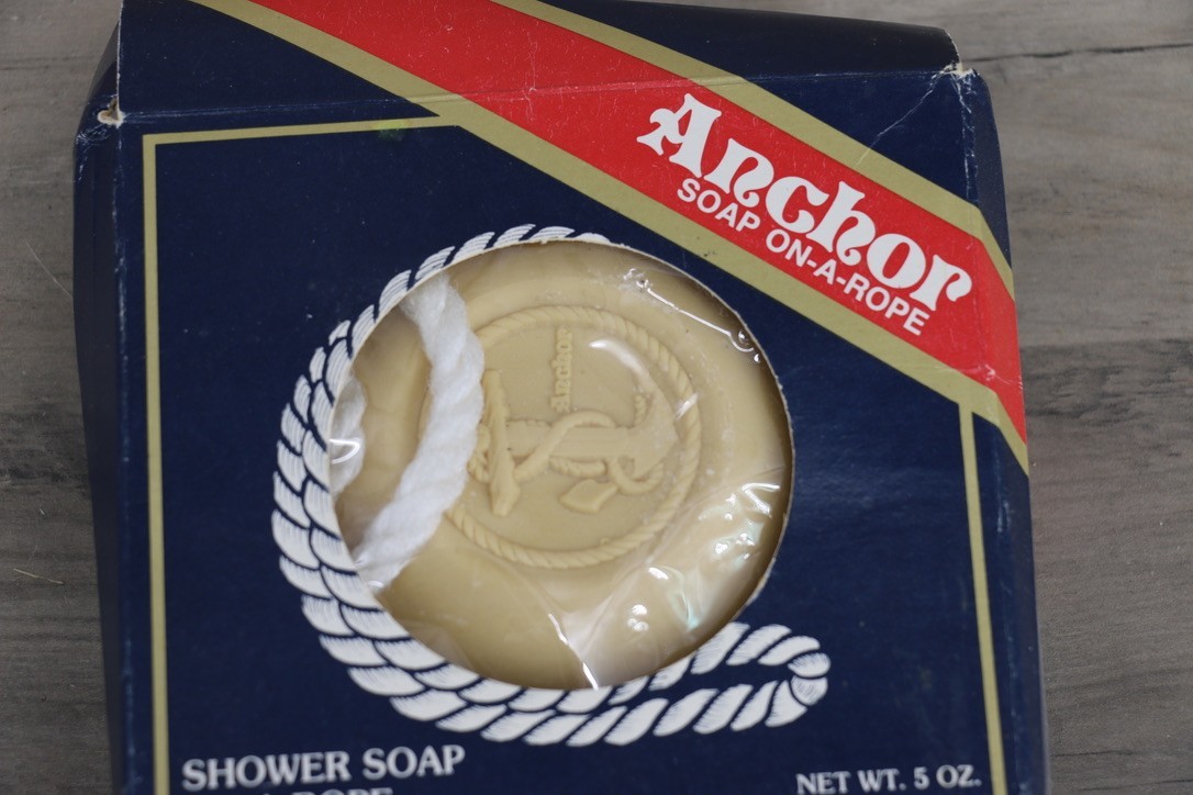 Vintage Anchor Soap on a Rope 5 oz Men’s Fragrance Soap New Old Stock NOS w/ Box