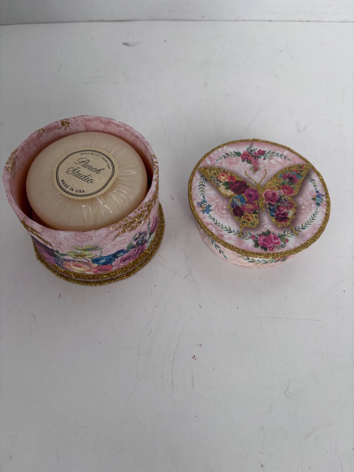 NIB Punch Studio Rose Soap in Round Floral Box 3.5 oz Vintage ?