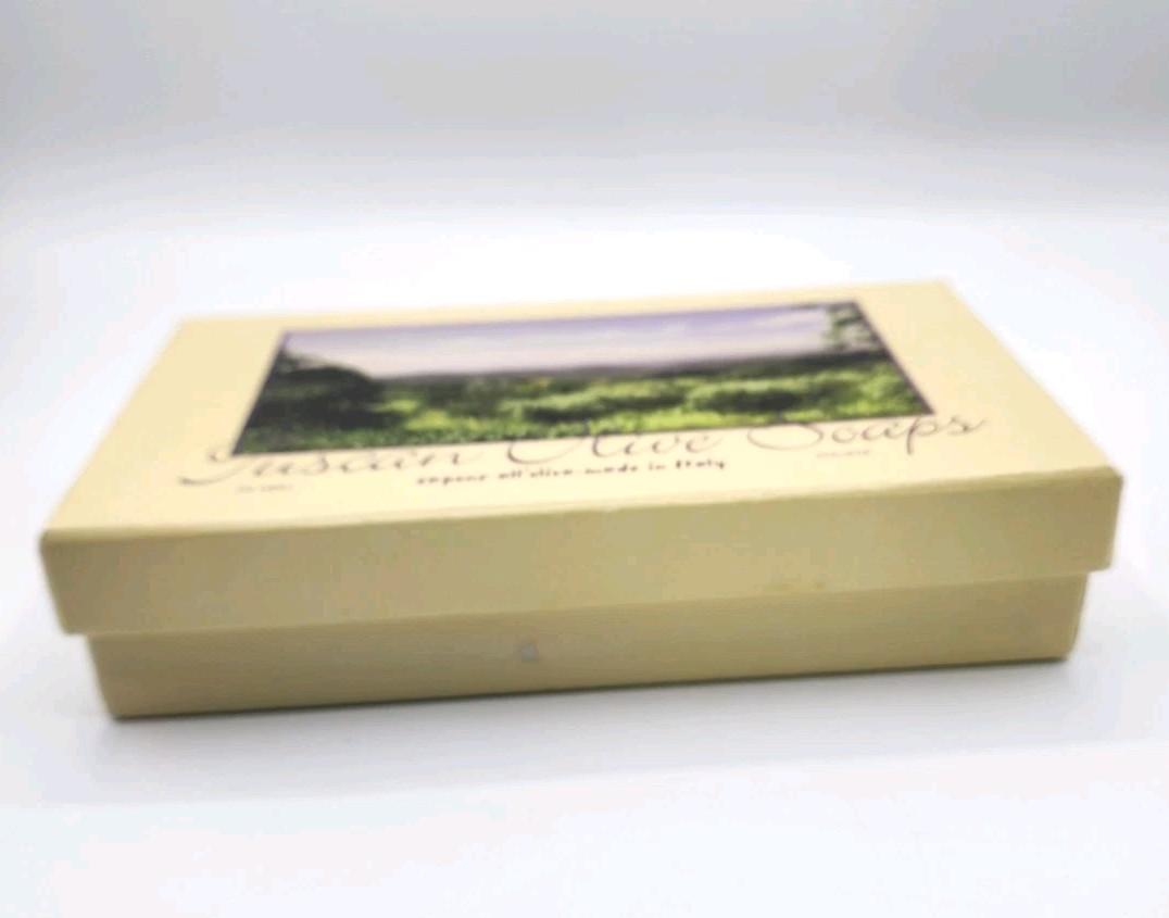 Sapone Tuscan Olive Oil Soaps Wildflower Scent Purple 3 Bar Soap Set!