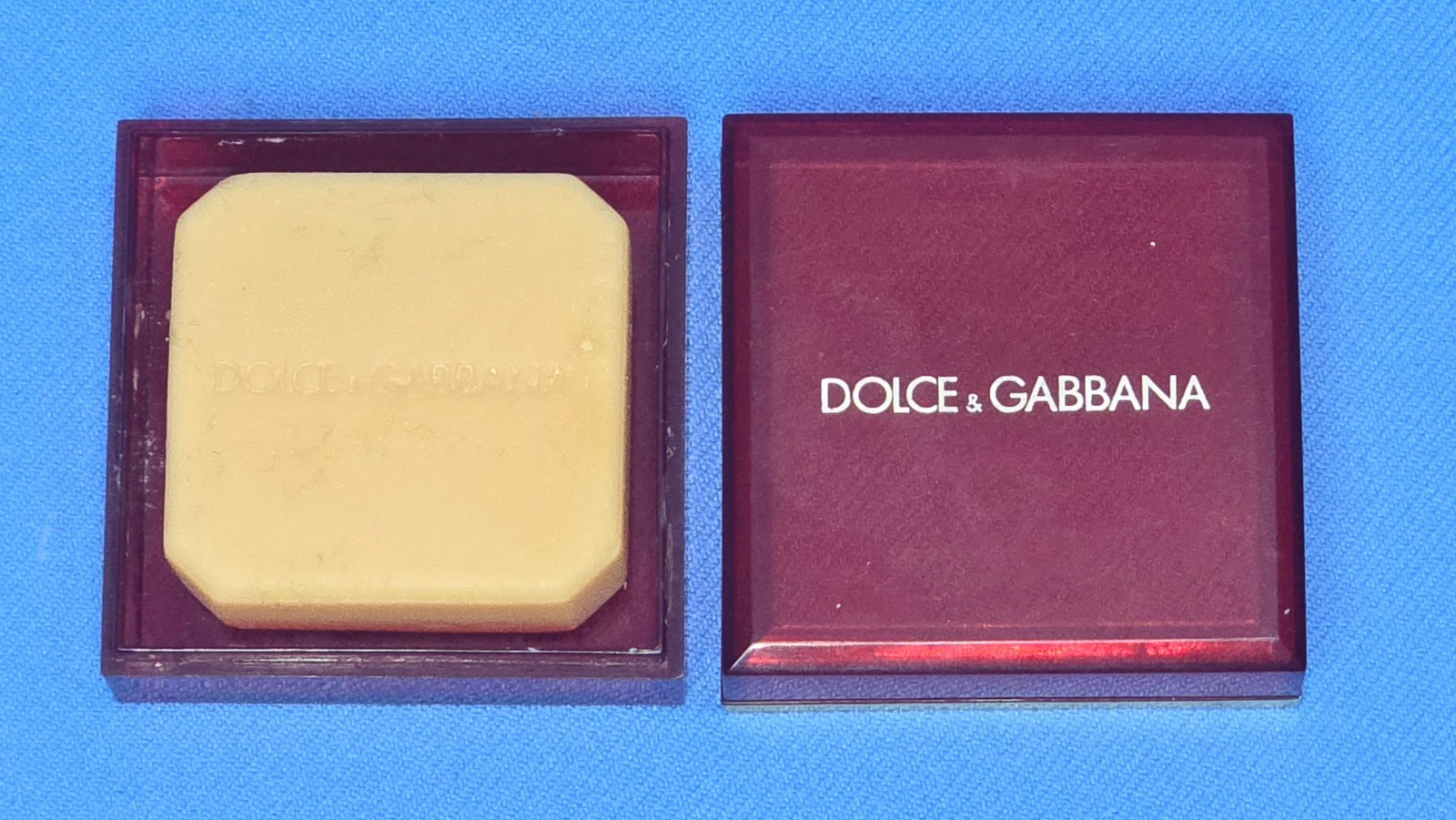 Vintage Dolce & Gabbana Savon Sensuel Parfume Bar Soap Small Travel Purse 1.5″