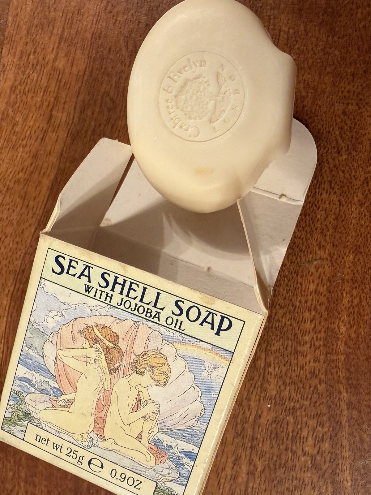 Vintage 1978 Crabtree & Evelyn Soap MINI Sea Shell Jojoba NIB Great Britain .9oz