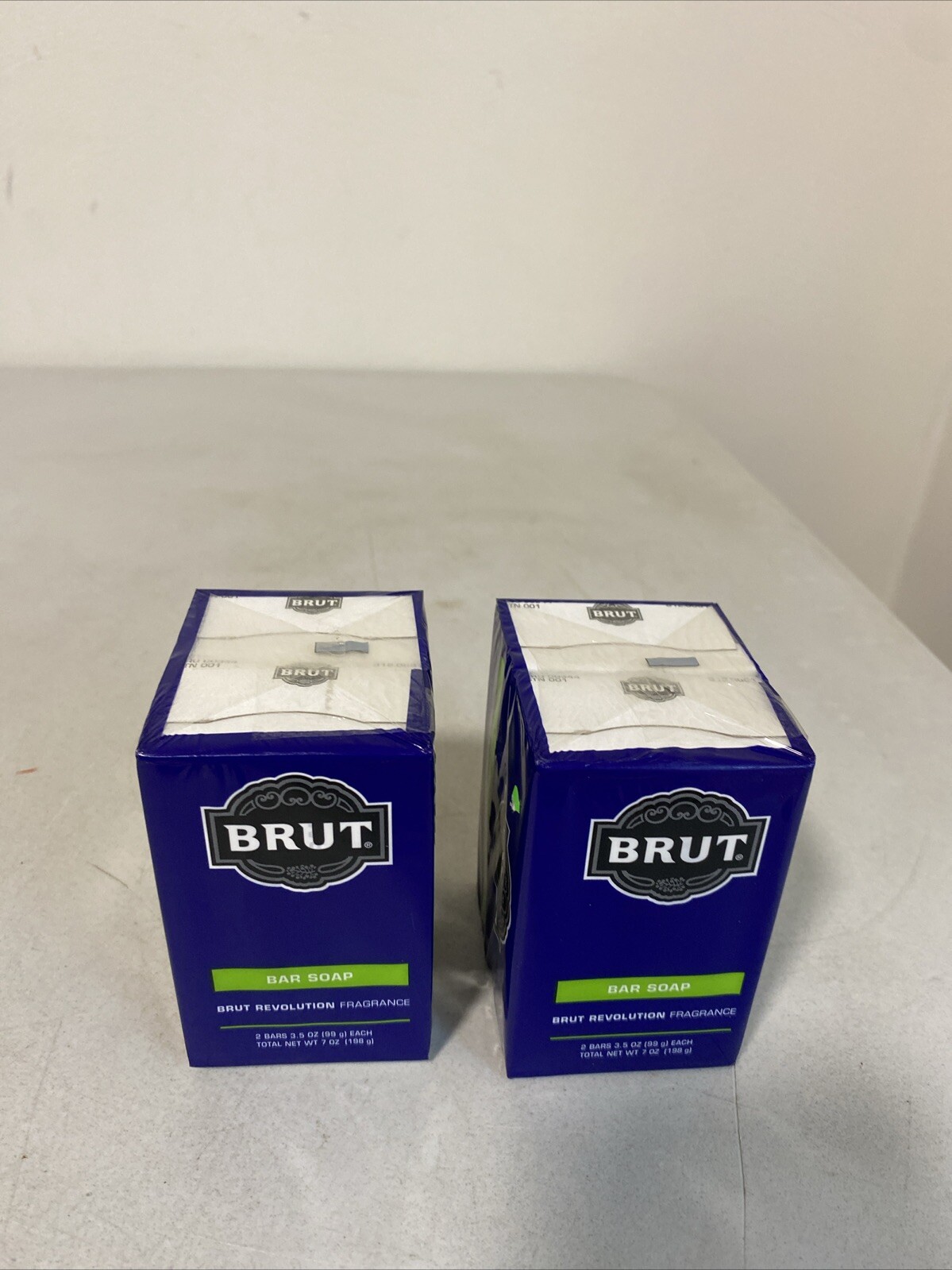 2 New BRUT REVOLUTION FRAGRANCE BIG BAR SOAP 2 Packs, 7oz Per Pack