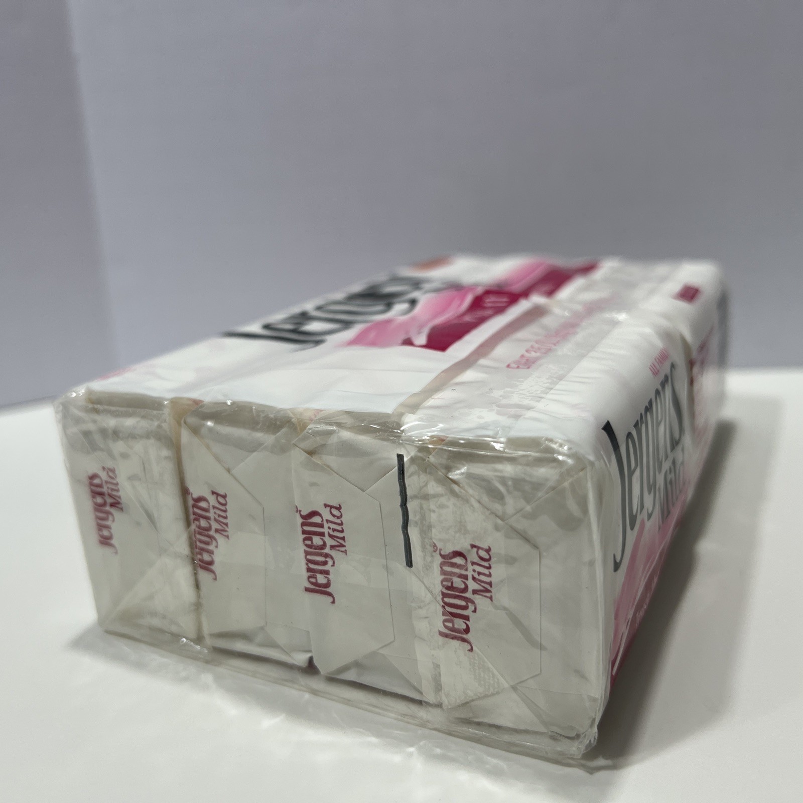 Jergens Family Pack Lot Of 8 Mild Bar Personal Size White Soap 3.5oz NOS