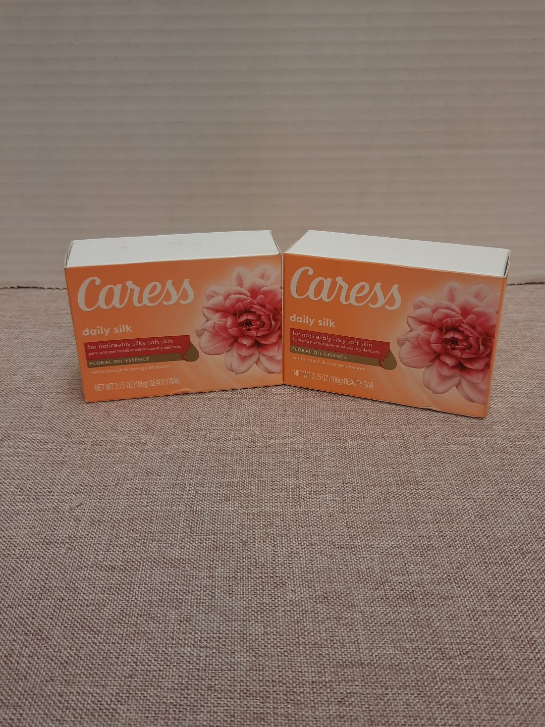 2 Bars Caress Daily Silk Bar Soap White Peach and Orange Blossom Scent 3.75 oz