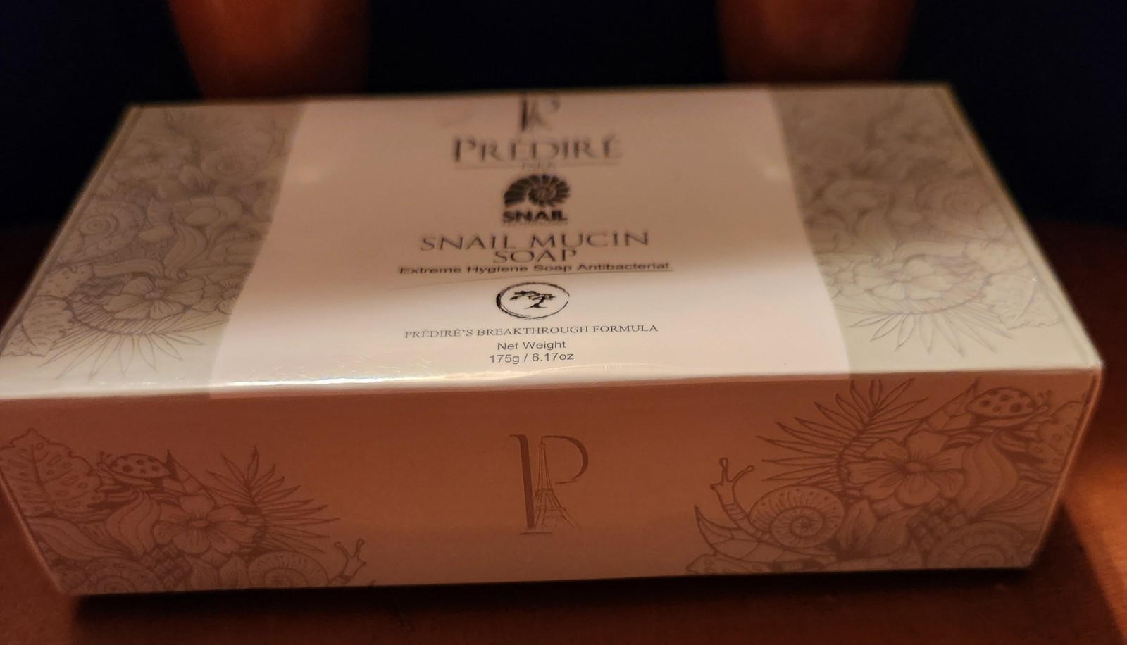 Prédiré Paris Snail Mucin Soap Bar Antibacterial 6.17 oz White