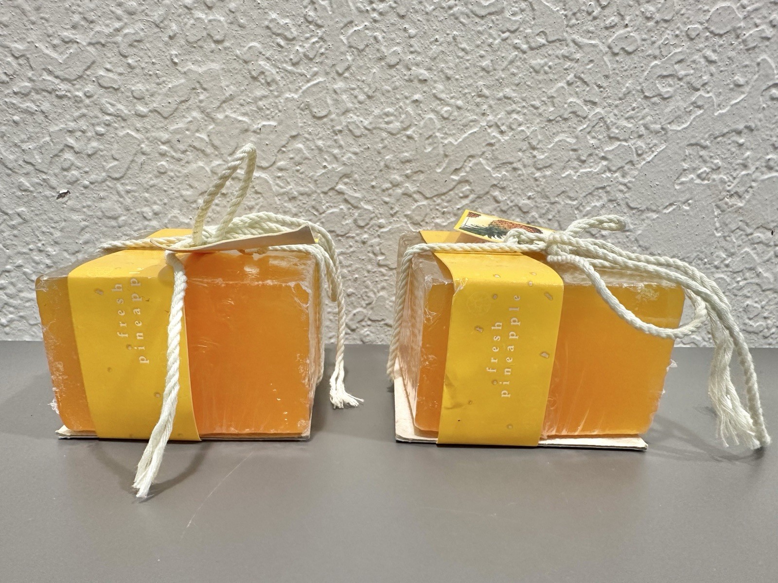 Vintage Lot Of 4 Bath And Body Works Bar Soaps 6.3 Oz Fresh Pineapple + Read Des