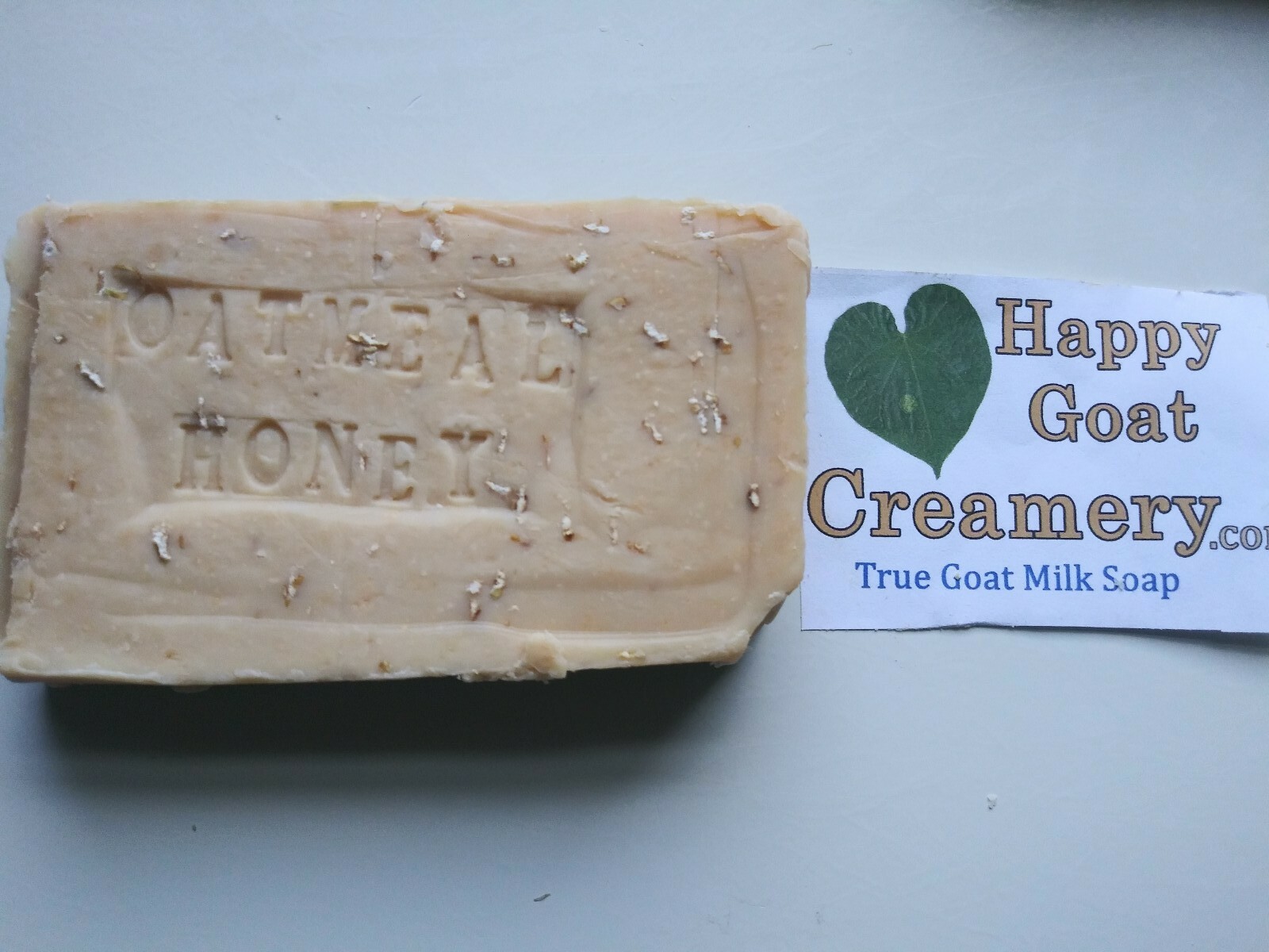3 BARS OATMEAL & HONEY VEGETABLE GOAT MILK SOAP RICH DELUXE DYE FREE HAPPY GOAT