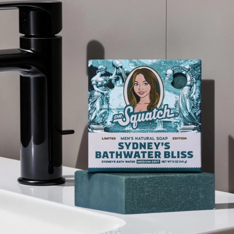Dr. Squatch – IN HAND Bar Soap Bathwater Sydney Sweeney