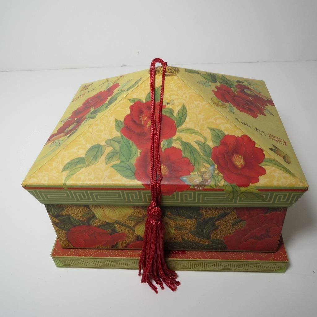 Punch Studio Verbena Soap 2 x 4.5 Ounce Bars Gift Box Chinese Oriental NEW