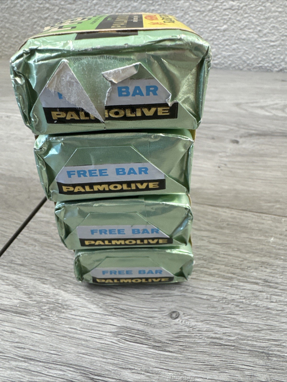 Vtg Palmolive Bath Size Bar Soap 3.0 Oz Green Wrap Lot 4 NOS
