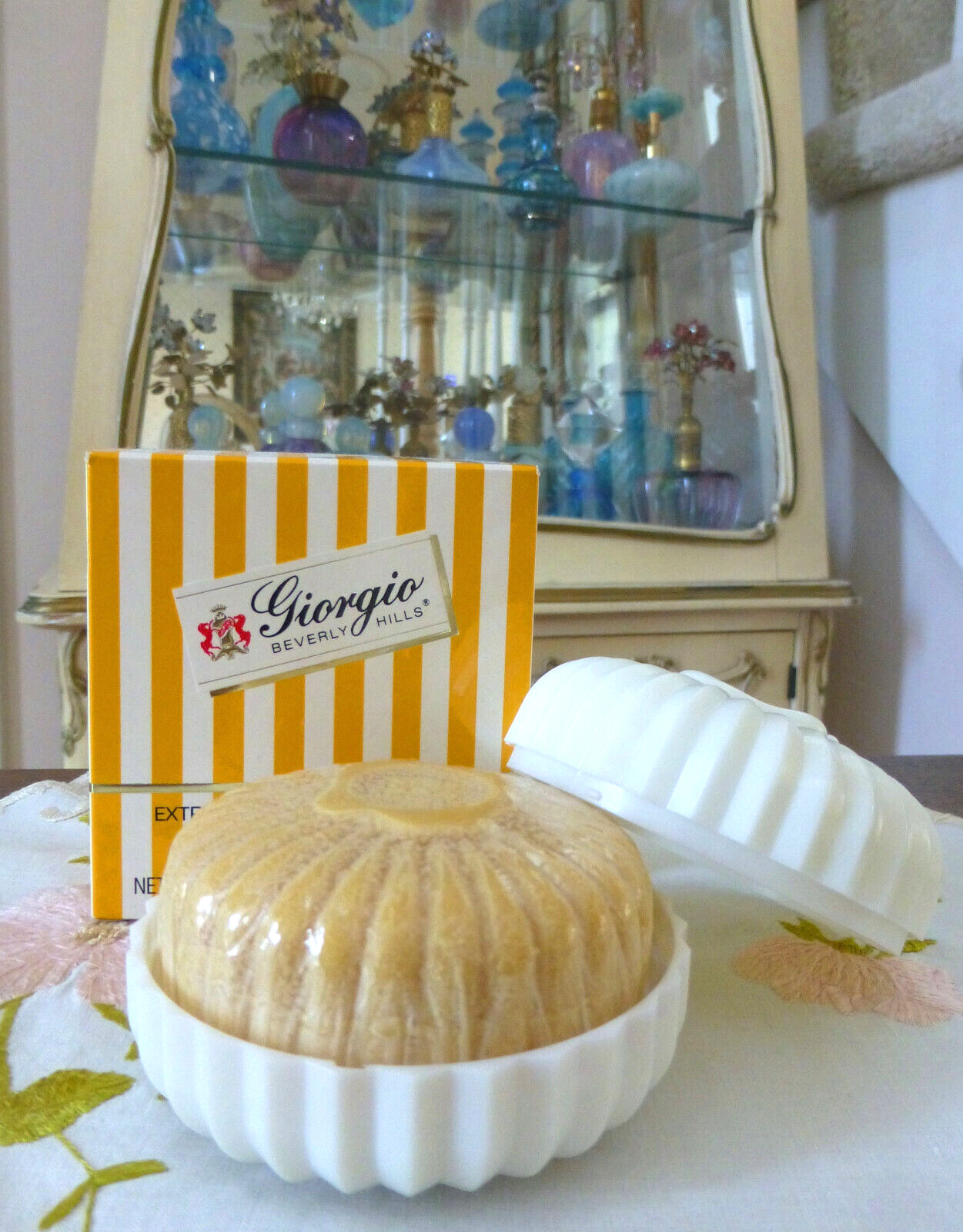 VTG 1980s ORIG Giorgio Beverly Hills Extraordinary Perfumed Soap w Case 3.5 Oz