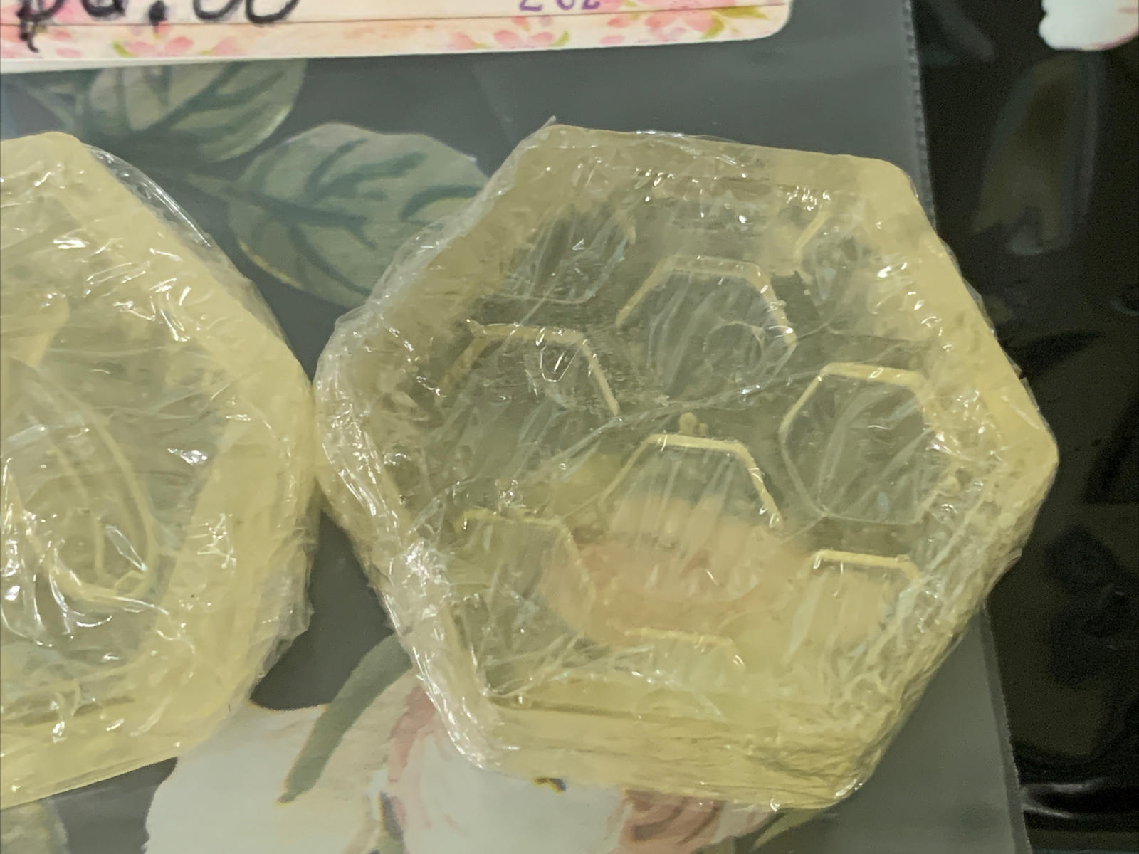 Bee & Honeycomb With Honeydew Bar soap