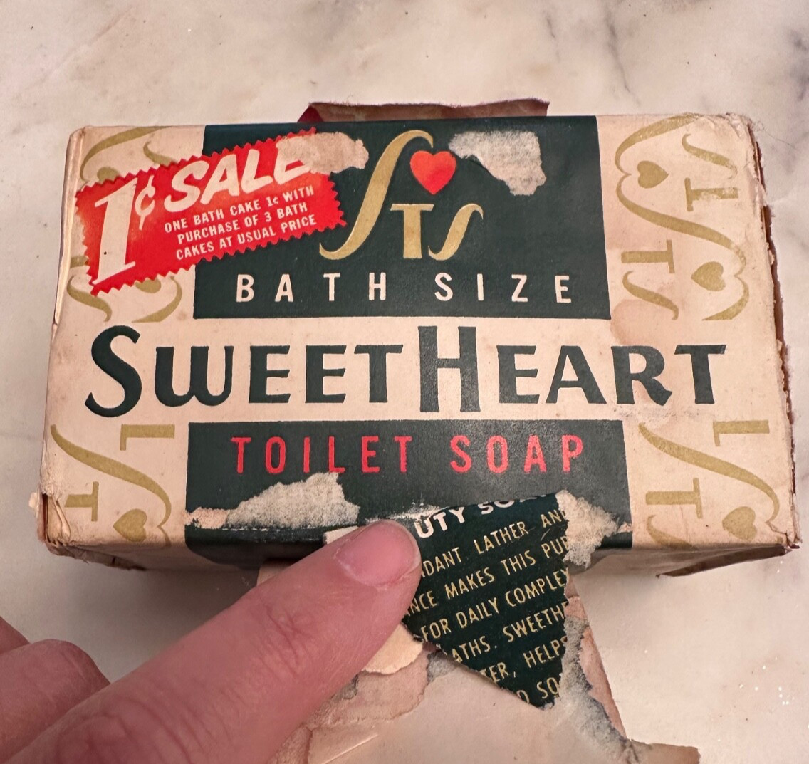Sealed Vintage Sweetheart Sweet Heart Mild Bath Size Beauty Soap