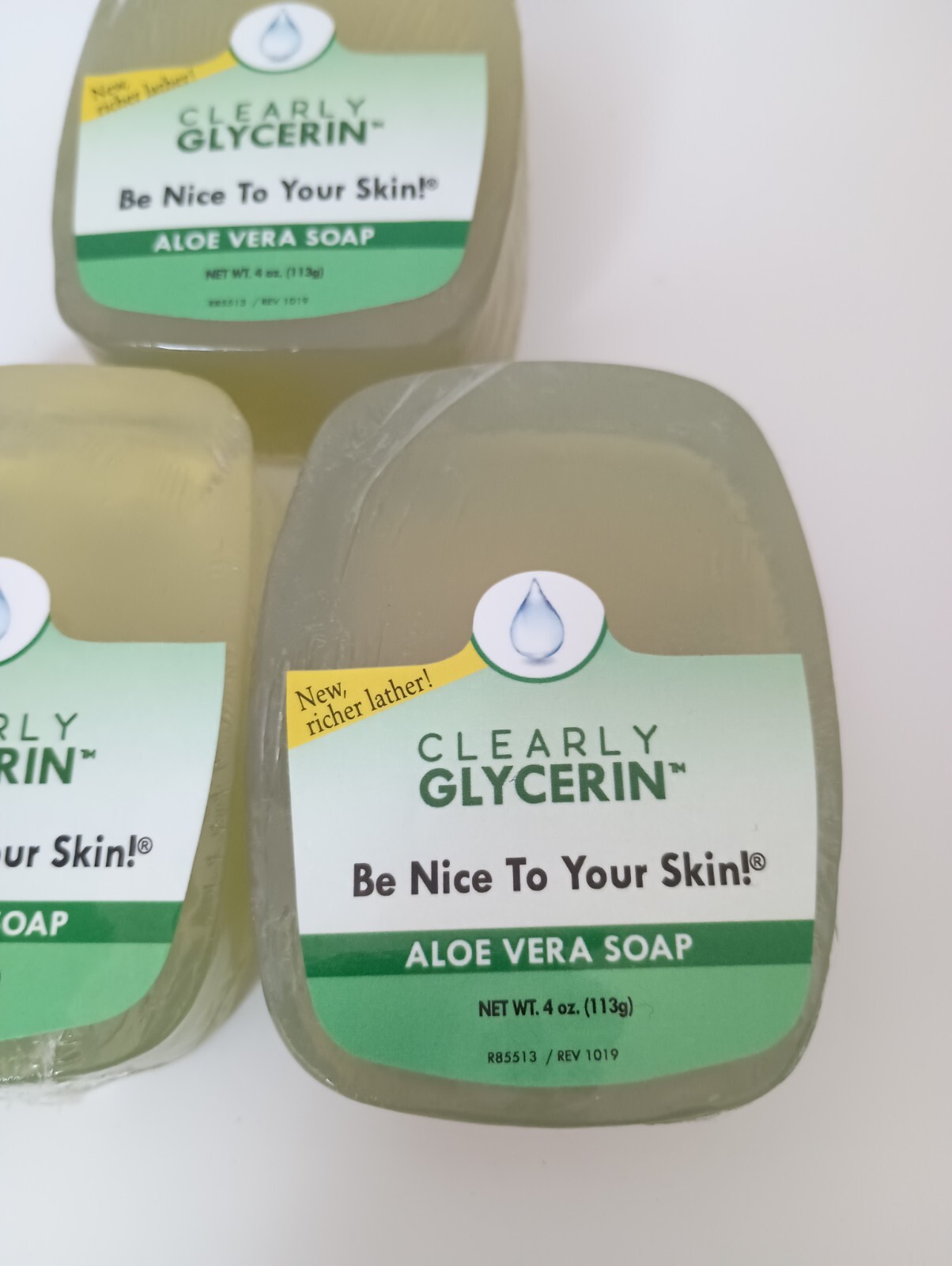 Clearly Glycerine Clear Bar Soap Aloe Vera 4 oz Lot of 3 New Richer Lather