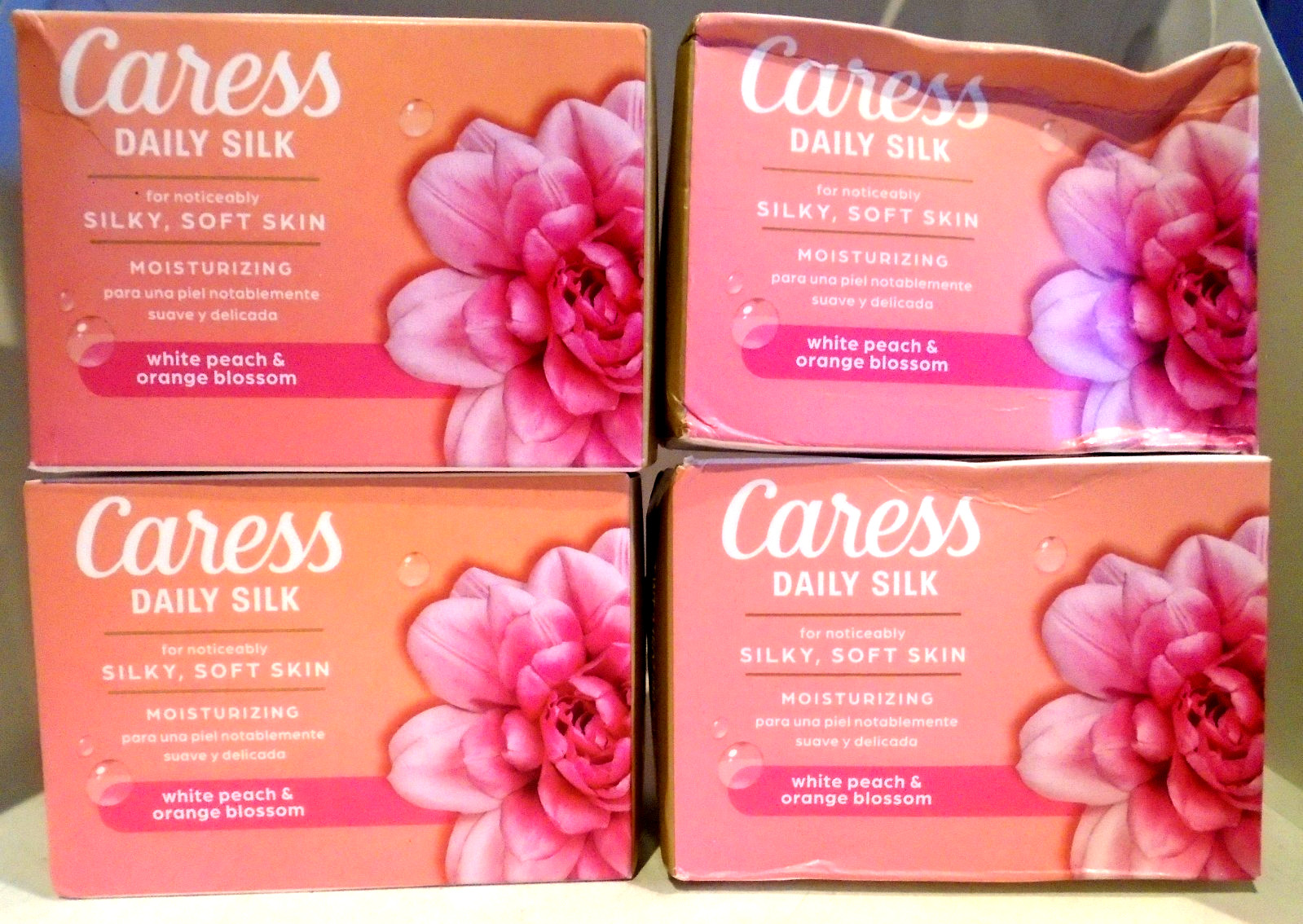 Caress Daily Silk White Peach & Silky Orange Blossom Beauty 3.15oz Bar Soap 4 Pk