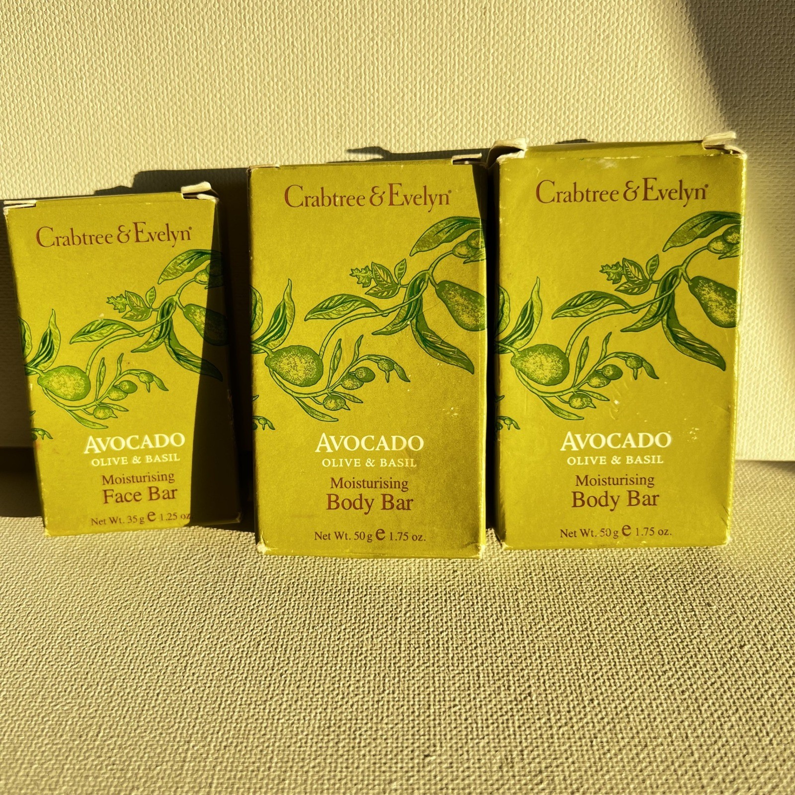 Crabtree & Evelyn Avocado Basil Soap & Bath Body Works Rainkissed Leaves Set 4pc