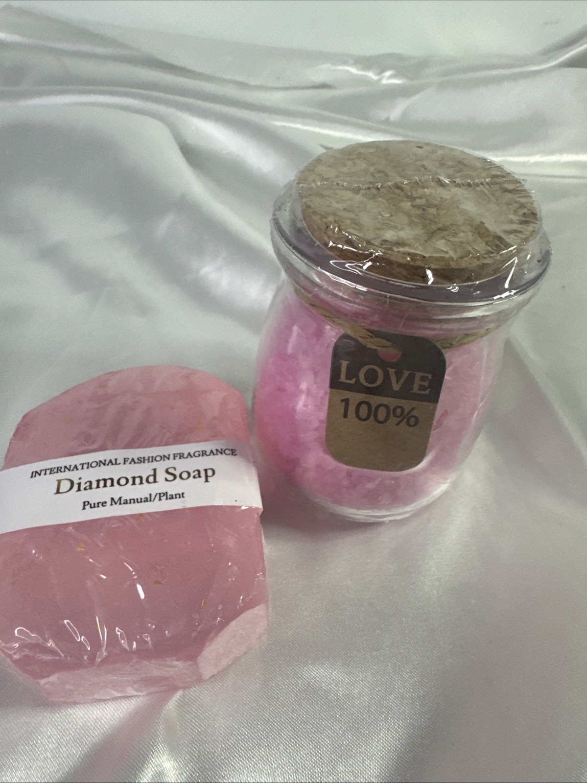 Diamond Soap 3.5oz Golden Foil Rhombic Perfume Hand Soap Rose With Bath Salt
