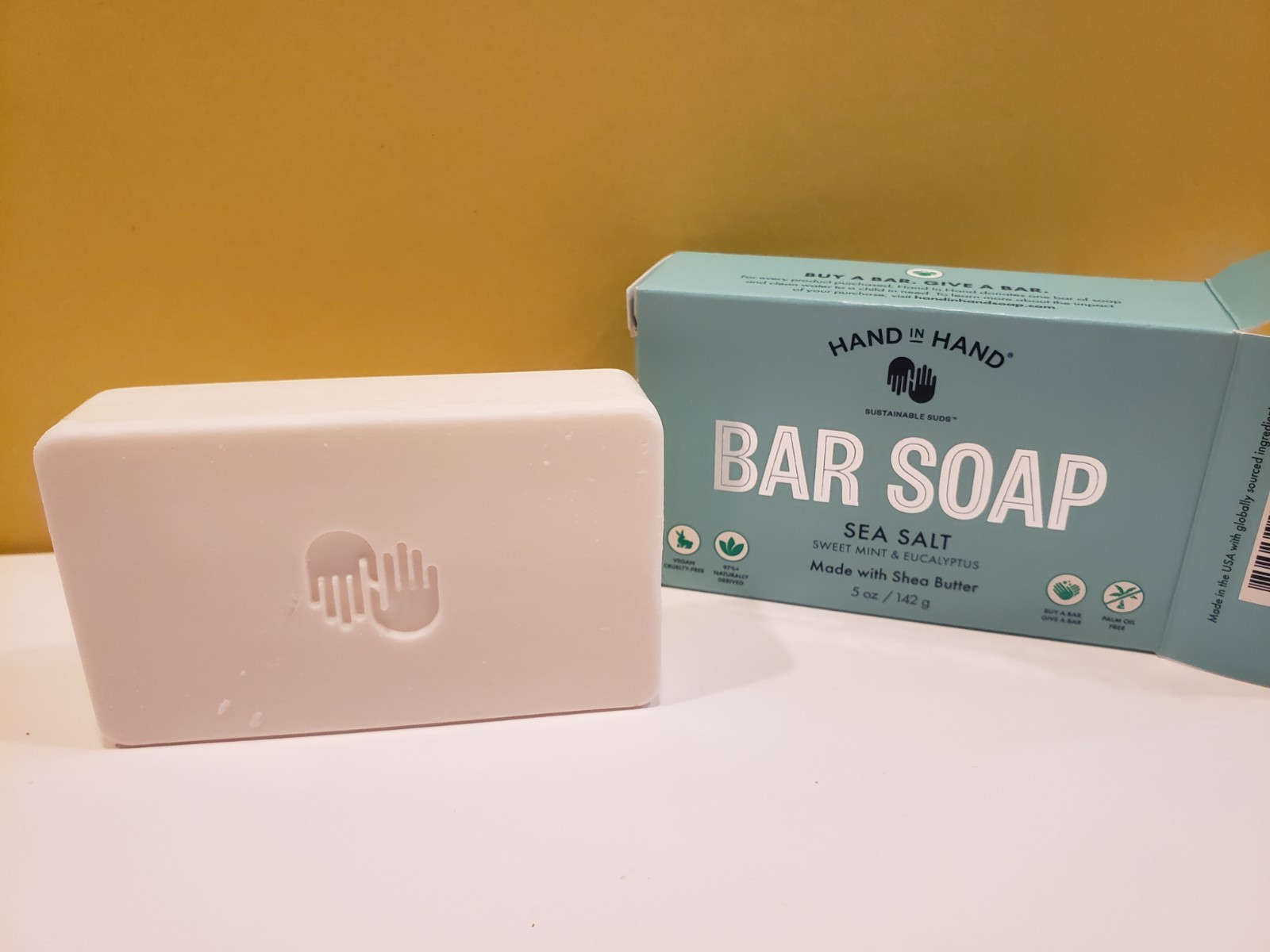Hand in Hand ~ Bar Soap Sea Salt Sweet Mint & Eucalyptus ~ 5 oz ~ NIB