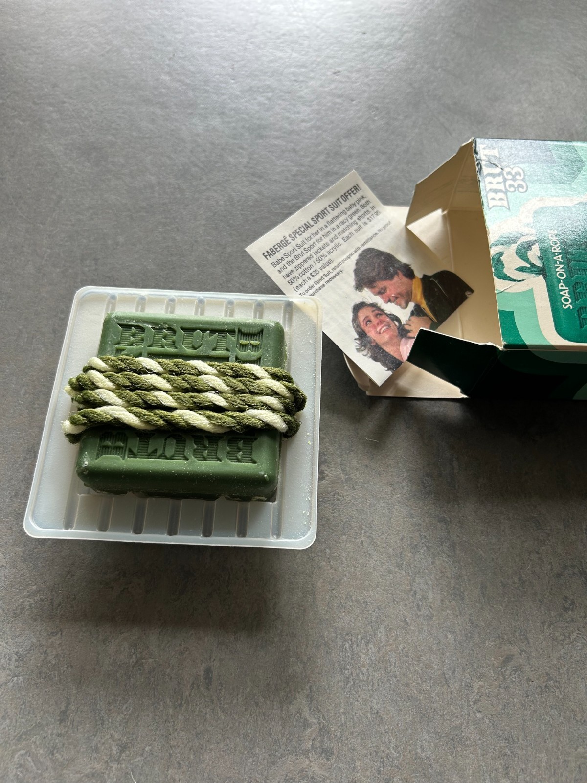 Vintage 1983 Faberge Brut 33 Soap-On-A-Rope – 5 oz – NOS