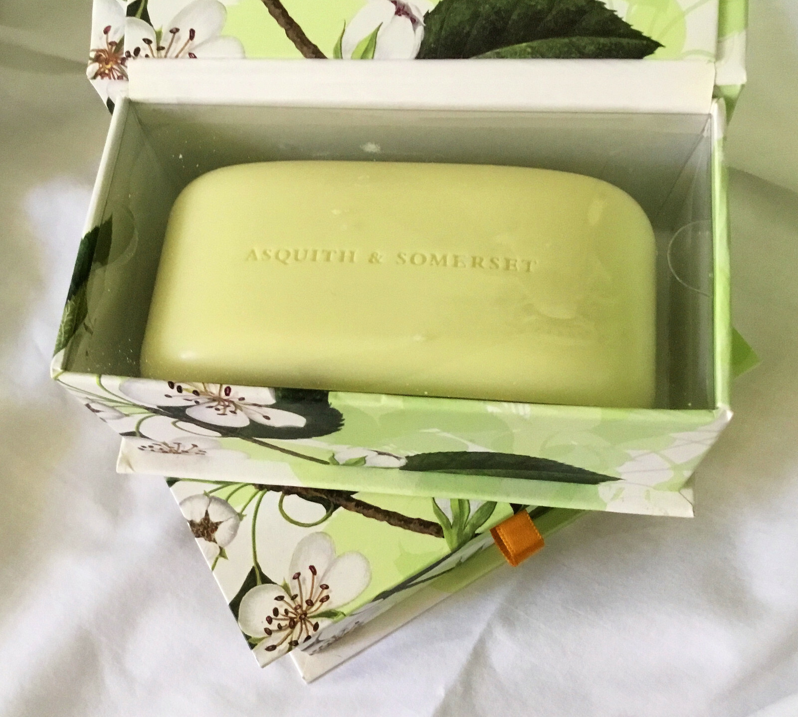 2 Asquith & Somerset Pear Blossom Moisturising Soaps – 12oz/350g Each