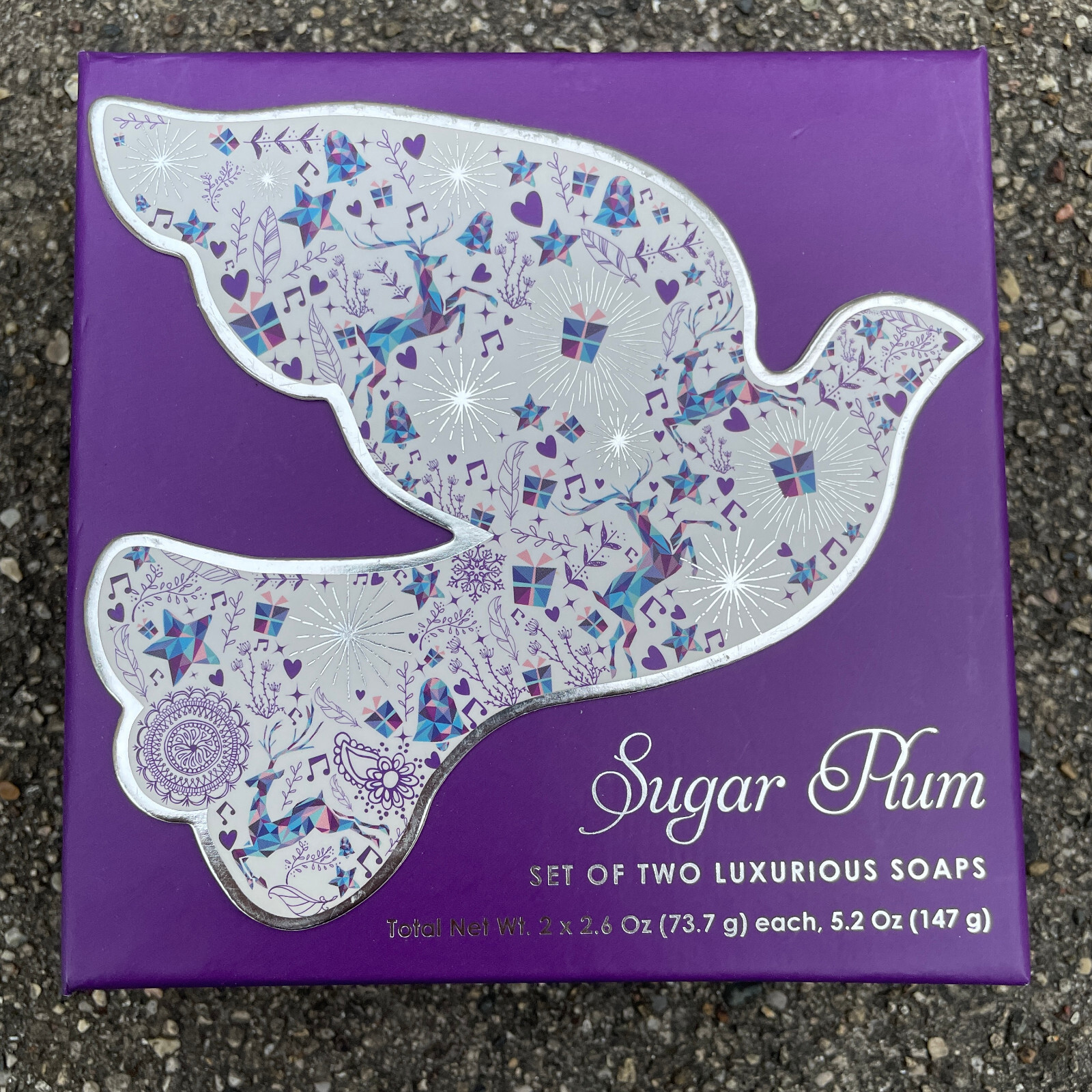 Sugar Plum Luxurious Soap Bars (x2) Net Wt 5.2 Oz. Total Open Box.