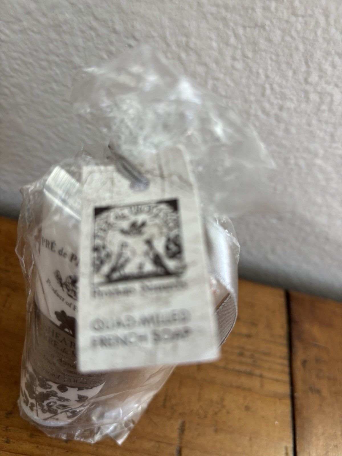 Pre de Provence Quad-milled French soap Honey Almond And Hand Cream Gift Bag