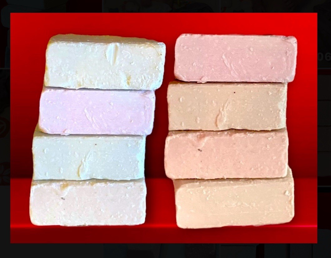 8 Bars Amish Farm Worlds Best Quality Bar Soap LARGE 7.5oz Each Bar (No Box/bag)